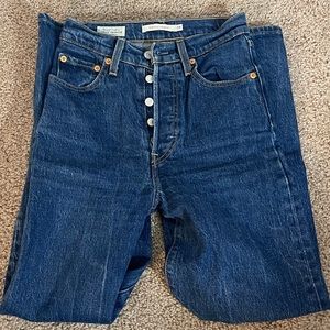 Levis ribcage straight 24 medium wash jeans